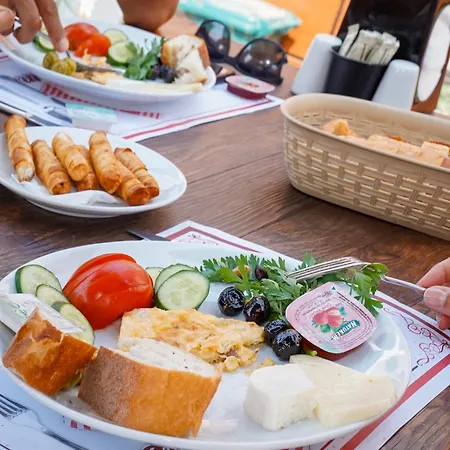 Apartahotel Akyaka Nehir Butik 3*