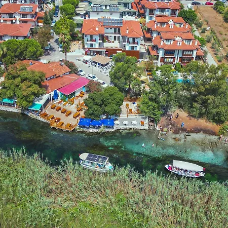 Akyaka Nehir Butik