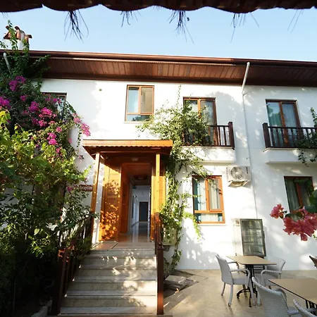 Akyaka Nehir Butik Aparthotel Ula