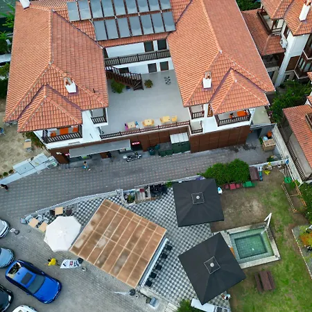 Akyaka Nehir Butik * Ula