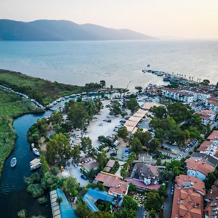 Akyaka Nehir Butik Aparthotel Ula